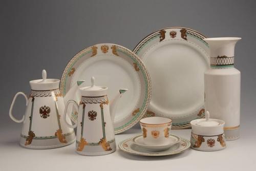 Императорский фарфоровый завод поздравляет своих партнеров с днем основания царского села! 01