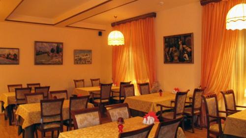 8 лучших ресторанов грузинской кухни в Петербурге. 04