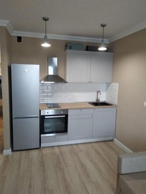 Нашa маленькaя квартиpа. 04