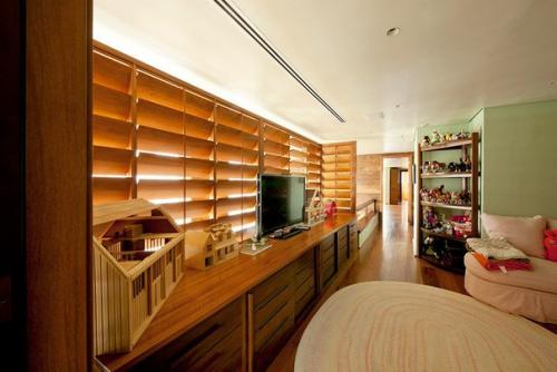 Деревянная отделка городской квартиры. 05