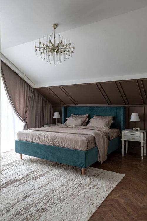 Этот загородный дом - идеальное воплощение классического стиля с современным размахом.  