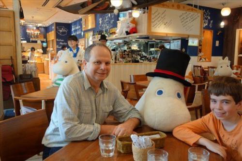 Не хотите пообедать с муми - троллями? 01