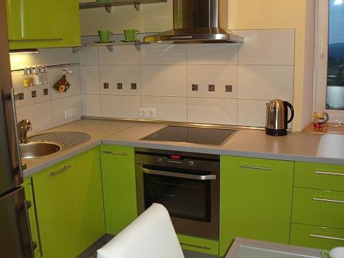 Угловые кухни - советы и дизайн кухонь на фото. 08