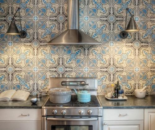 Тренд: восточные узоры на керамической плитке.