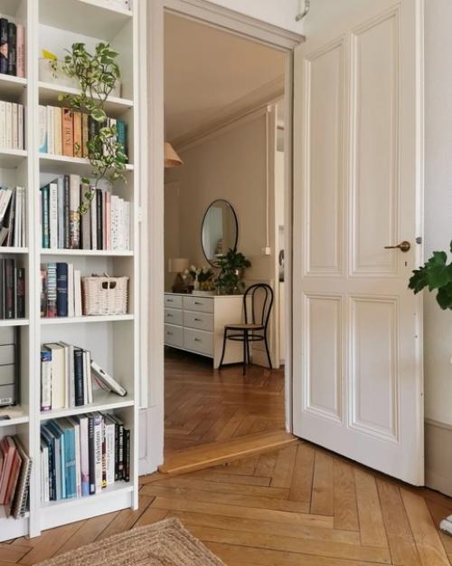 Добро пожаловать в уютную немецкую квартиру, где хорошо воплотилась скандинавская гармония и теплота. 02