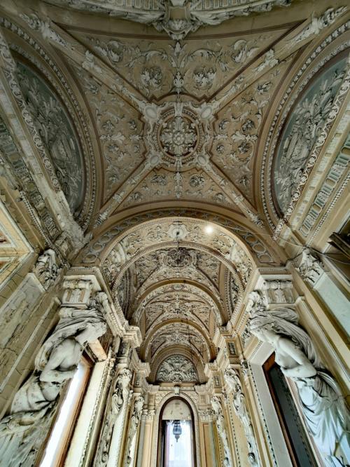 Парадный вход в особняк Брусницыных 2. 01