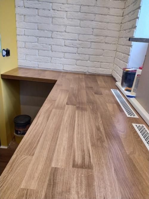 Сделал рабочую зону в детской. 06