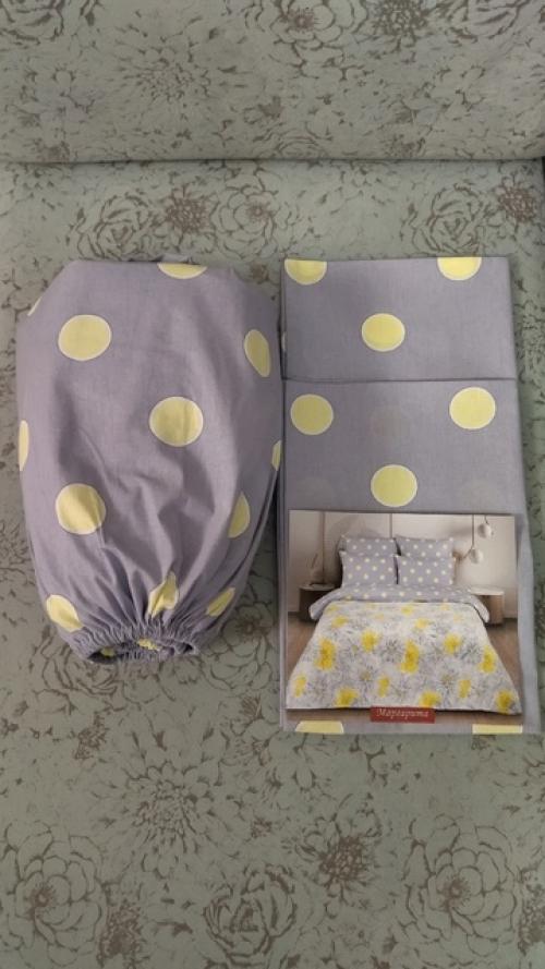 Для Нелли сшиты простынь на резинке и наволочки из компаньона поплина Маргарита. 08