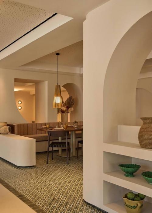 Цвет и ритм форм: обновлённый отель на побережье марбельи. 06