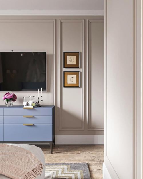 Фантастическая спальня с эффектным панно за изголовьем кровати, изысканные аксессуары и конечно же потрясающий текстиль. 04