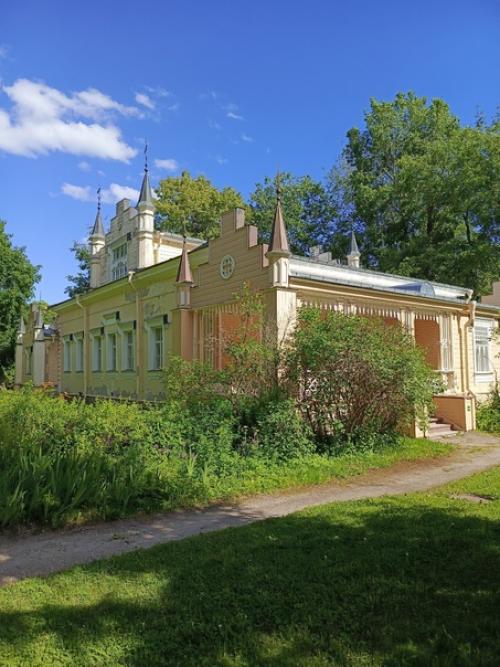 Ну и замечательная живописная усадьба рерихов в Изваре. 01 Ну и замечательная живописная усадьба рерихов в Изваре. 01