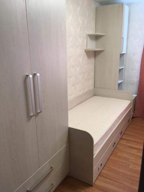 Вот такой ремонт в детской комнате на ваш суд. 08