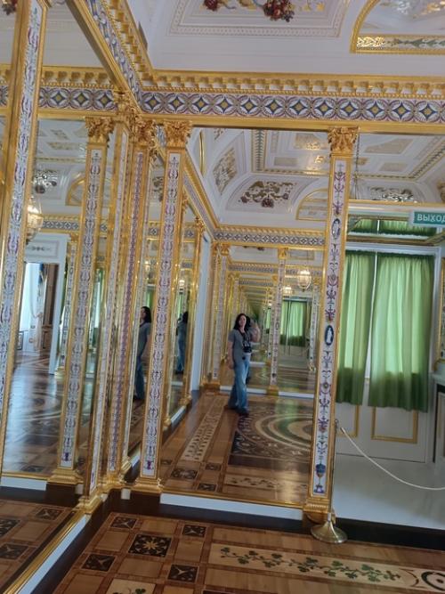 В конце декабря 2024 года в екатерининском дворце царского села открыли к посещению после многих лет реставрации зубовский флигель. 05