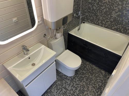 Интерьеры домиков из предыдущей публикации. 07