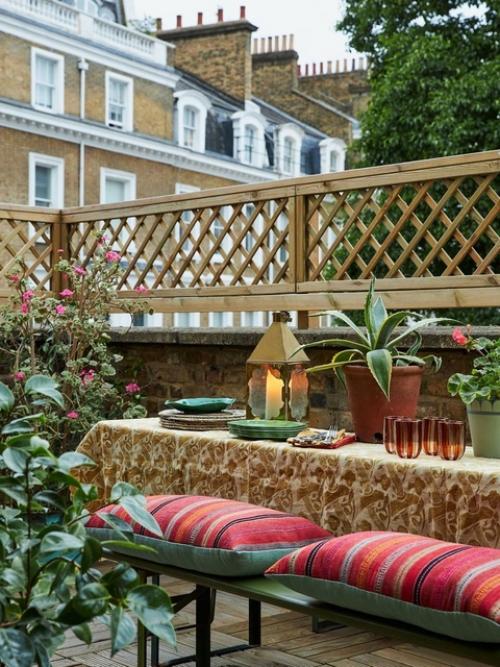 Небольшая квартира в кенсингтоне преобразилась из стандартного жилья в оригинальное пространство с элементами неожиданности. 03