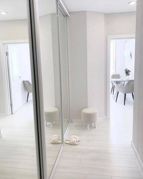 Интерьер квартиры в светлых тонах. 04