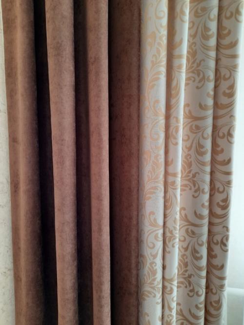 Иногда строгий и консервативный, иногда спокойный и жизнеутверждающий, коричневый цвет пользуется неизменной популярностью. 01