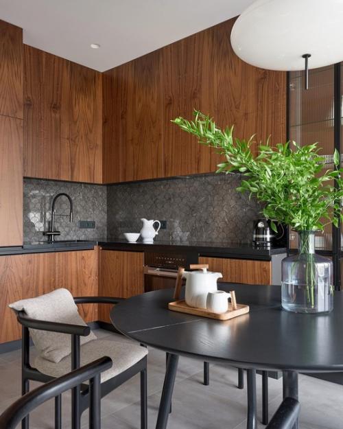 Почти вся мебель в проекте Ориентальный Акцент создана Enjoy Home Boutique. 02