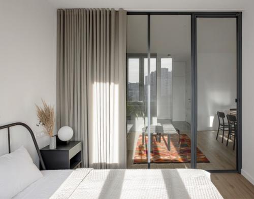 Обставили скромненько маленькую квартирку. 04