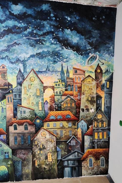 Стена в детской комнате в одной квартире. 01