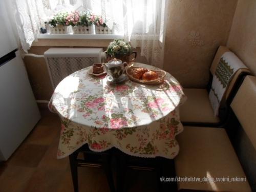 Бюджетная кухня в хрущевке 5 кв. 03