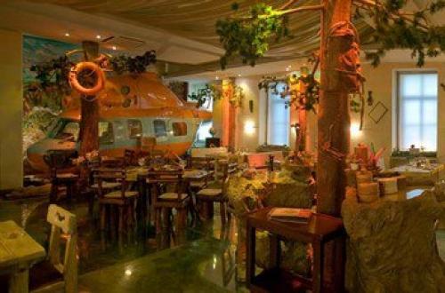 8 ресторанов Москвы с необычной атмосферой. 04