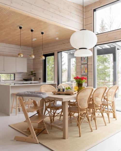 Шалфейные и теплые натуральные оттенки в интерьере приятного финского дома. 03