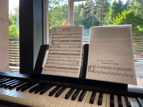 Очень хочется передать вам через фото атмосферу, но это практически невозможно. 09