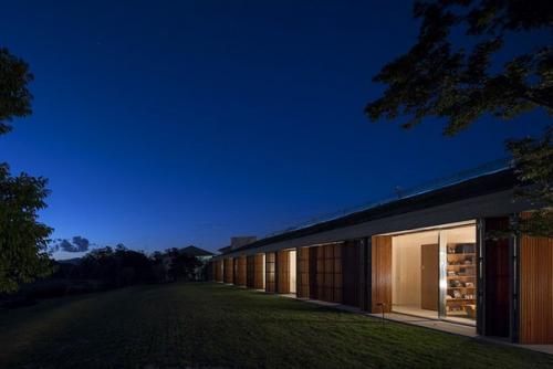 Проект жилого дома от архитекторов Studio Mk27 в Бразилии. 02