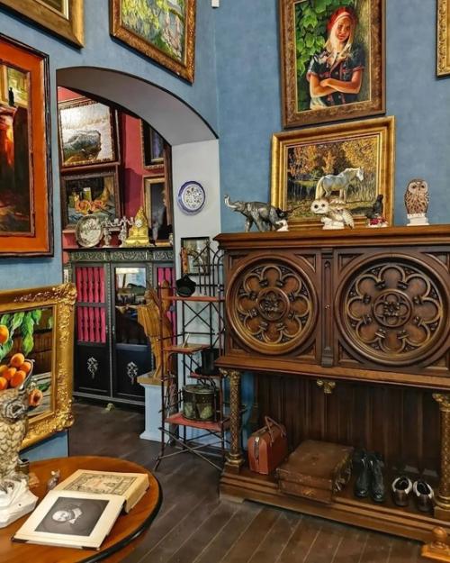 Квартира - галерея Дом с Горгульей. 05