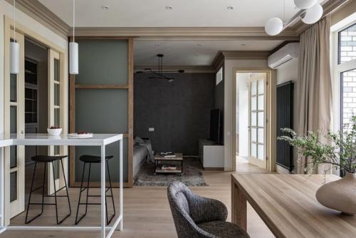 Студия Tbdesign успешно осуществила проект для семьи из трех человек, сфокусировавшись на создании спокойного и сдержанного интерьера. 02