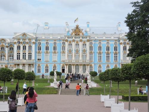 На прошлой неделе с другом вернулись из поездки по пригородам Санкт-петербурга. 06