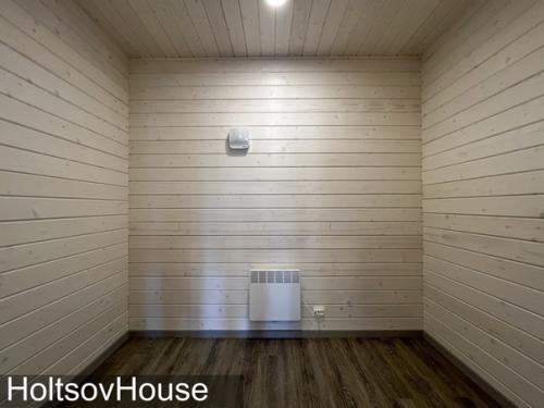 А вот и интерьеры растущего дома, который мы показали вам в предыдущей публикации. 08