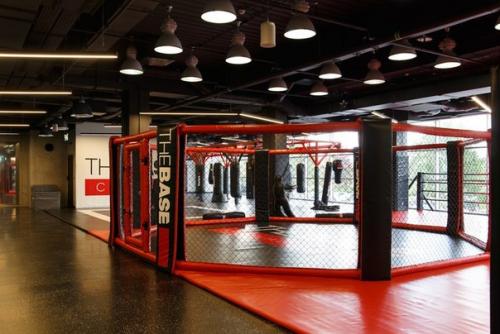 Как выглядит московская штаб-квартира Adidas. 07