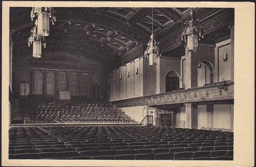 Штадтхалле (нем.  Stadthalle. 05