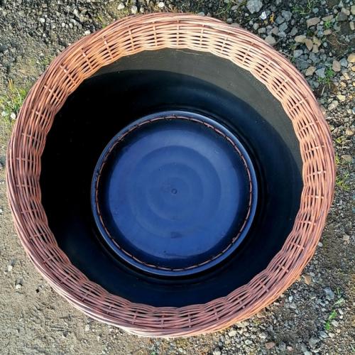 Кашпо - клумба из полиротанга Тёмная Лоза на 120 литров - элегантность и комфорт для ваших растений! 04