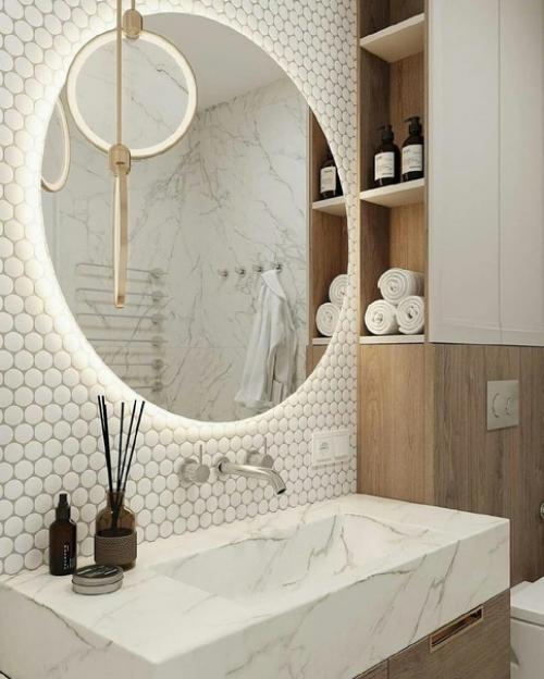 Теплый интерьер с отделкой из белого мрамора. 05