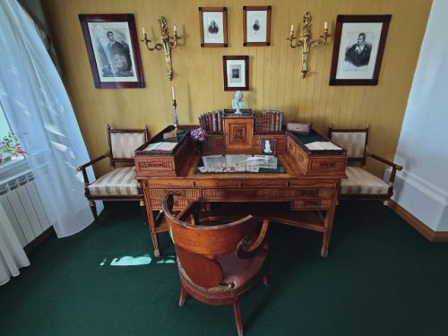 Посетил усадьбу Лермонтова в тарханах - место, где оживает творчество великого поэта! 04