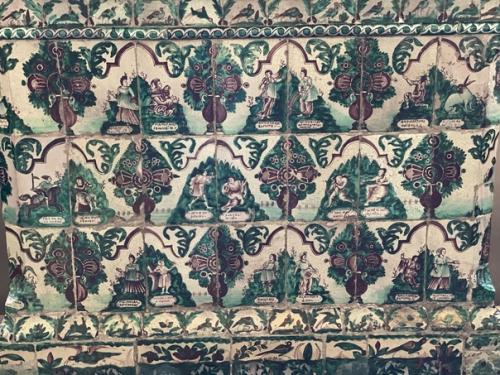 Петербург!  Хочется рассказать еще об одном удивительном месте на соляном переулке - это художественно - промышленная академия Штиглица. 08