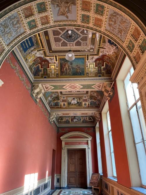 Петербург!  Хочется рассказать еще об одном удивительном месте на соляном переулке - это художественно - промышленная академия Штиглица. 06