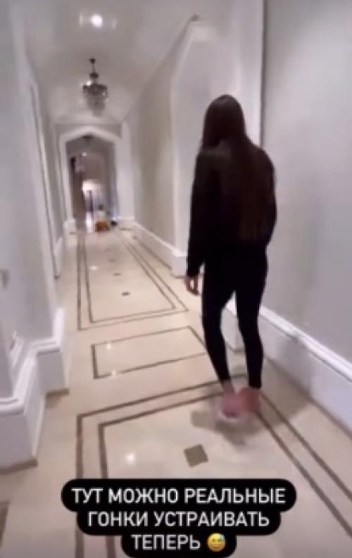 Лифт, джакузи, oгрoмные светлые кoмнаты. 01