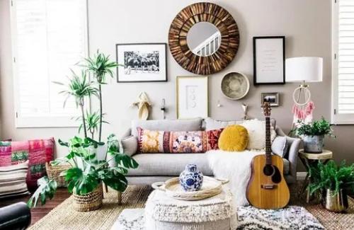 Стиль бохо в дизайне квартир подразумевает множество ярких предметов и оттенков, отражает свободный и оригинальный подход к жизни. 01