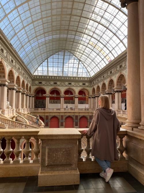 Петербург!  Хочется рассказать еще об одном удивительном месте на соляном переулке - это художественно - промышленная академия Штиглица. 05