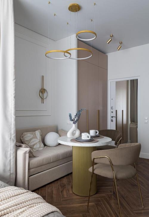 На скромной площади удалось разместить всё необходимое без ущерба для стиля. 02