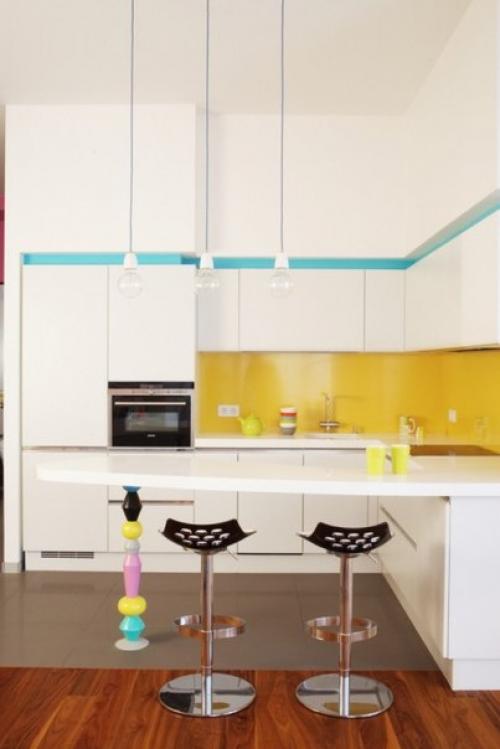 Яркая квартира для молодой девушки. 03