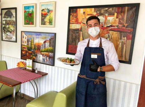 Семейный итальянский ресторан Пиццамания после ремонта в Копейске открылся. 02