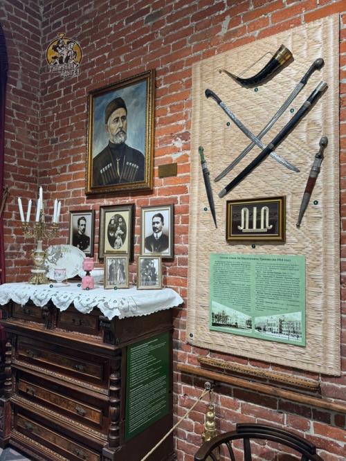 В Краснодаре недавно открылся новый музей в доме адыгского купца и мецената Лю Трахова. 06