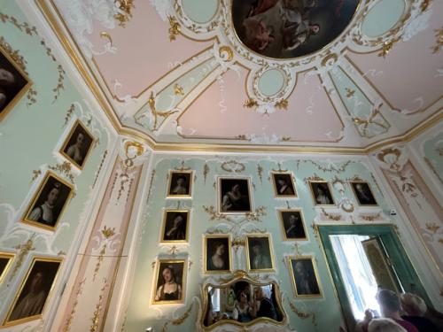 Китайский дворец.  В дворцово-парковом ансамбле Ораниенбаум спустя 20 лет завершилась реставрация китайского дворца. 03