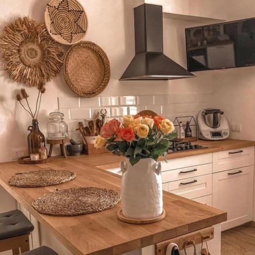 Как плетёный декор украшает современный интерьер: 04