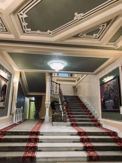 Посетила с экскурсией красивый старинный особняк усадьба Васильчиковой - Оболенского -. 01